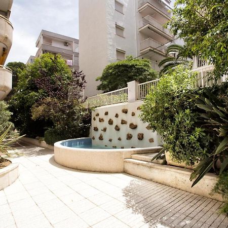 Salou Arquus Center Exterior photo